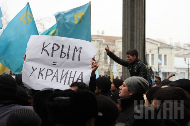 Заседание Рады в Крыму отменили, на митинге умер пожилой мужчина