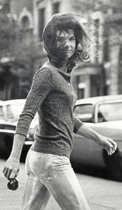 Jackie Onassis Sighting at Madison Avenue in New York City - October 7, 1971