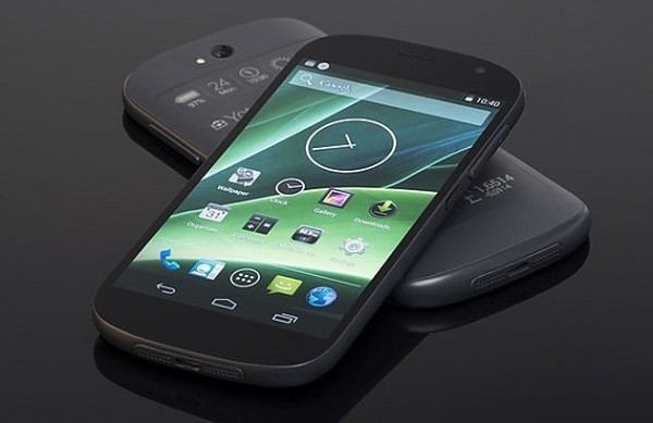 yotaphone-2_1