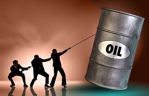 Нефть дешевеет. Мадуро обвинил США в нефтяной войне против России