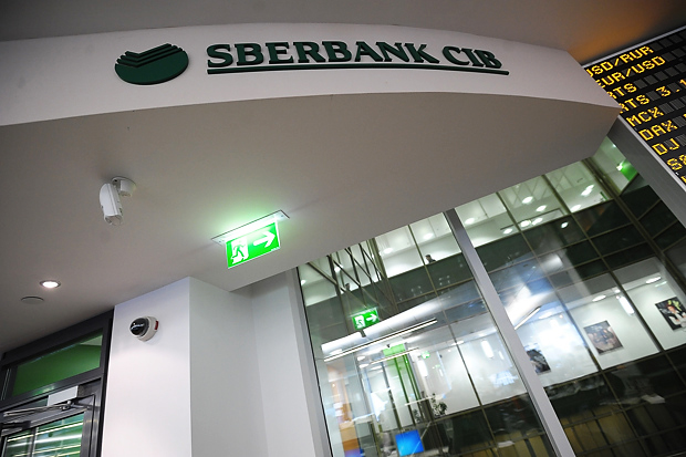 Главный стратег Sberbank CIB: доллар может подорожать до 78,8 рублей