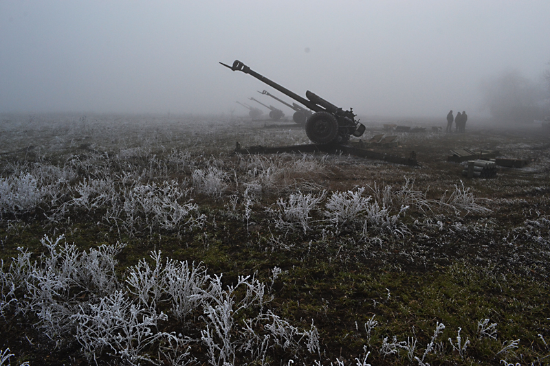 Блогеры ополчились на фотокорра ТАСС за смех в ролике об обстреле Дебальцево