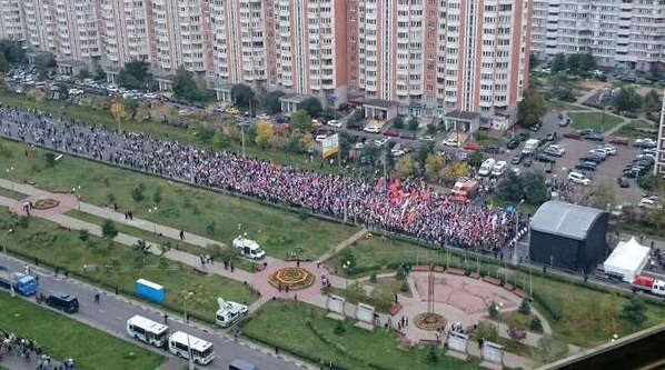 Фото и видео митинга в Марьино. Громкие обвинения Навального против Кадырова