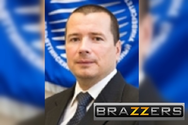 Один против порно. Журналисты нашли человека, с подачи которого запретили Brazzers и Pornolab