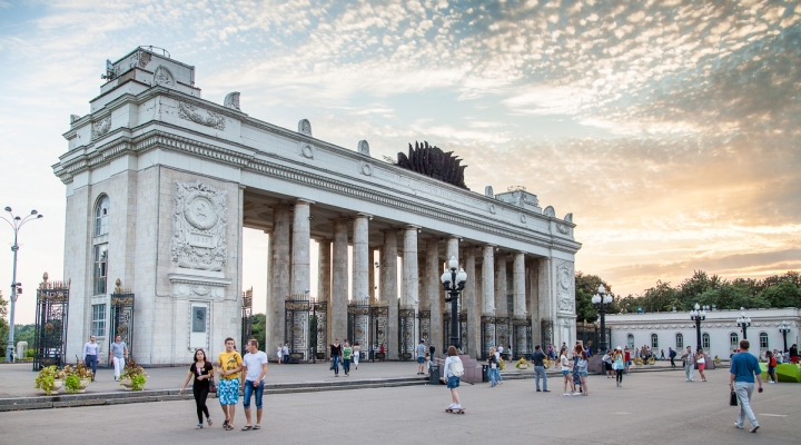 <<Внутри гниль так и осталась>>. Как после убийства Стаса Думкина люди винят администрацию парка Горького