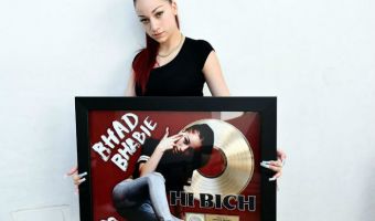 От угнанных машин до армии фанатов. Как противоречивая рэперша Bhad Bhabie стала миллионером в 14 лет