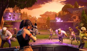 Девушка придумала лучший подарок для парня-фаната Fortnite, сбросив ему (реальный) груз с припасами