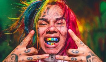 Рэпер из США Tekashi69 называл себя <<королём>>. Но реальность ограбила короля на 800 тысяч баксов за раз