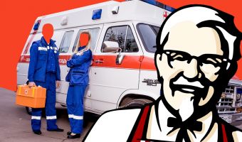 В Одинцове врачи ели в KFC, пока рядом на полу лежал человек без сознания. Но взбесили соцсети не медики