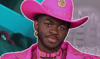 Lil Nas X отмечает день рождения, но это смех сквозь слёзы. Ведь он идеально показал праздник на карантине