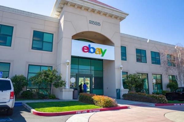 Женщина раскритиковала eBay и пожалела. Постоянные посылки с живыми пауками для неё стали лишь началом кошмара