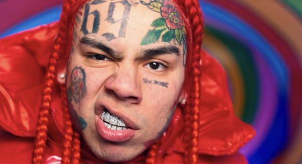 Ники Минаж и 6ix9ine выпустили клип, и цель у них высокая. Текаши объявил войну хорошо знакомой ему проблеме