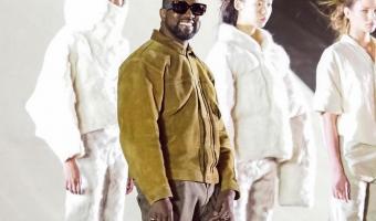 Канье Уэст показал новые Yeezy и переплюнул себя. Он так преисполнился в моде, что обувь похожа на скелет рыбы