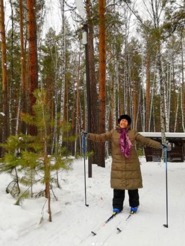 В Новосибирске 82-летнюю женщину не пустили в фитнес-клуб. У администрации есть ответ, но люди им недовольны