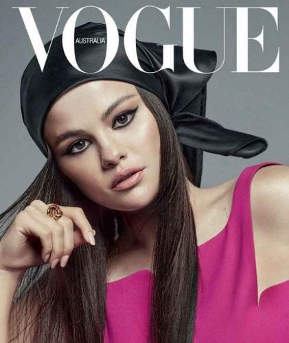 Помните ли вы, как выглядит Селена Гомез? Увидев селебу на новой обложке Vogue, вам придётся пересмотреть