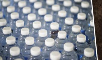 Исследование показало, что вода из бутылки в 3500 раз вреднее для экологии, чем из-под крана