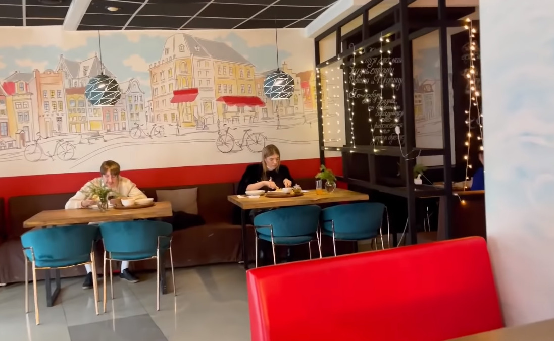 Fix food московский просп 23. Fix Cafe Екатеринбург. Самый дешевый ресторан. Fix Cafe Екатеринбург меню.